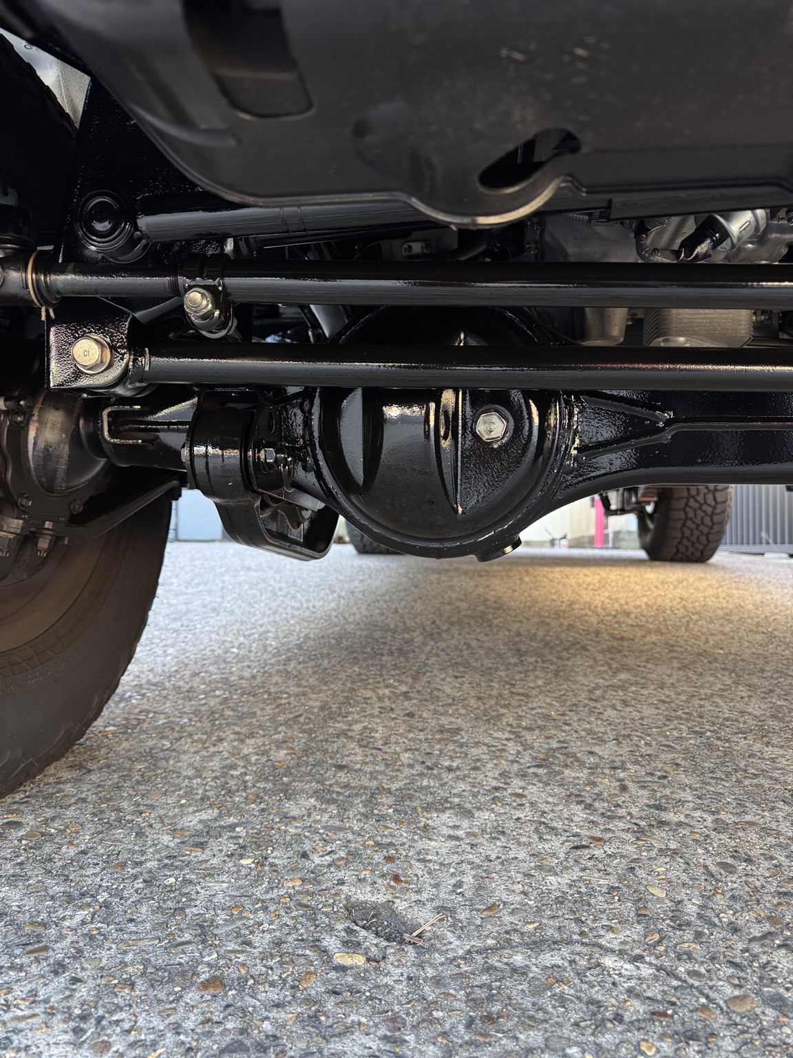Rear axle assembly after protective coating